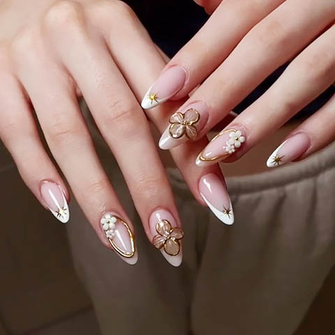 nails extension Nottingham